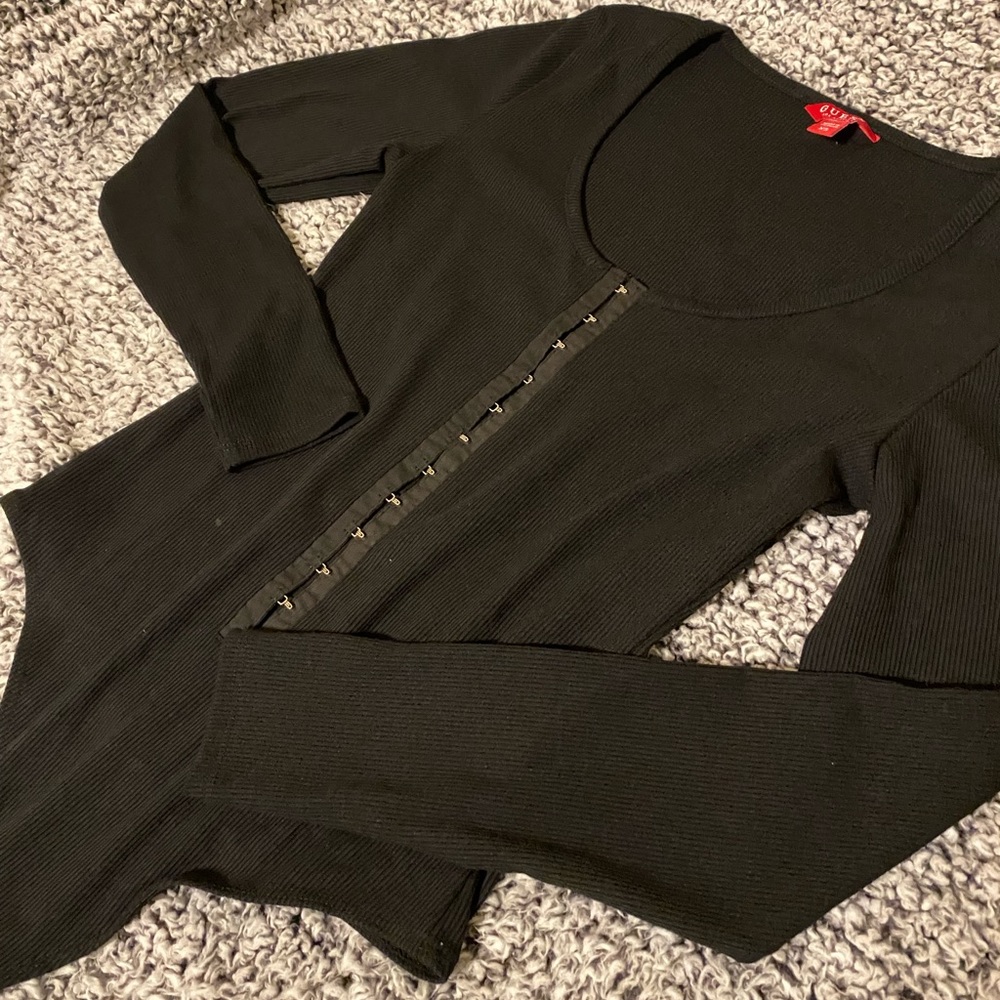 Guess long sleeve hook & eye bodysuit shirt